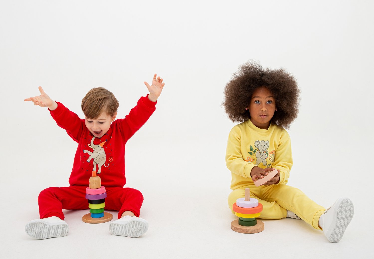 100% organic, colorful, and genderless baby and kid clothing — mini style